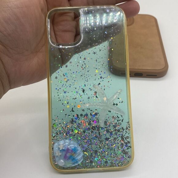 โจ Darling EUC iPhone 11โCase  Bundle โจ - Picture 5 of 9